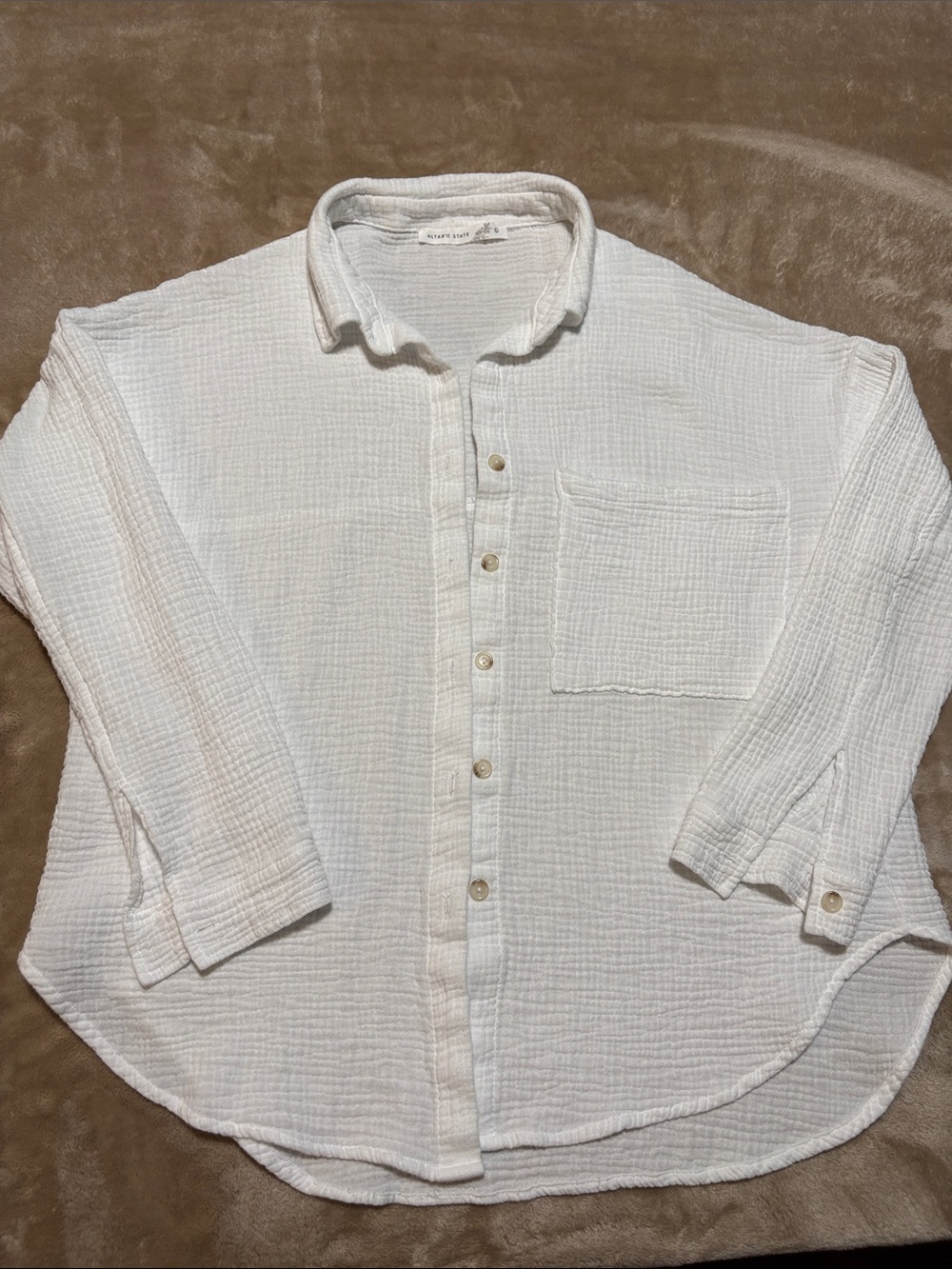 Atar’d State Women’s Large White Gauze Button-Up Shirt